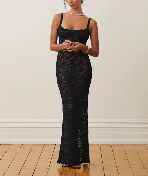 Gaun renda bodycon seksi